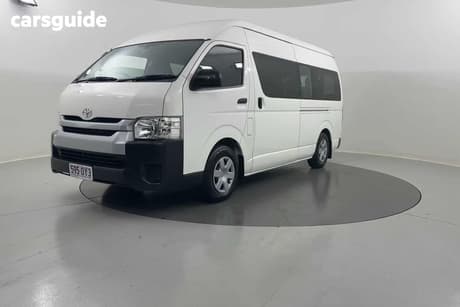 2014 Toyota HiAce Bus Commuter
