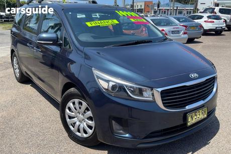 Blue 2015 Kia Carnival Wagon S