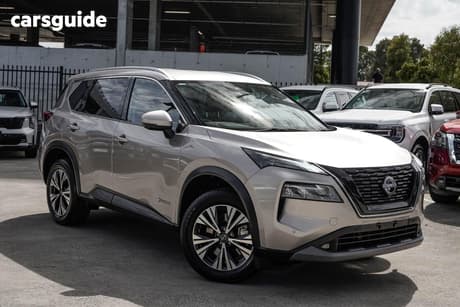 Gold 2023 Nissan X-Trail Wagon St-L (4Wd) E-Power (Hybrid)