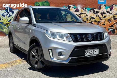 Silver 2021 Suzuki Vitara Wagon