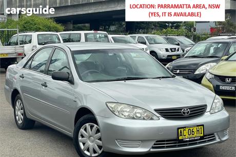 Silver 2004 Toyota Camry Sedan Altise