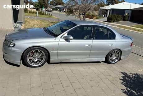 Silver 2001 HSV Senator Sedan SIGNATURE R