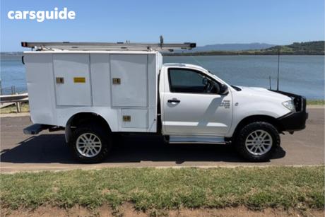 White 2011 Toyota Hilux Cab Chassis Sr (4X4)