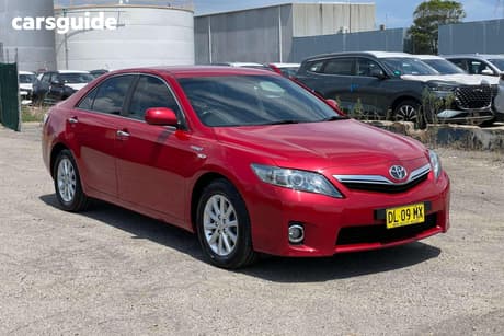 Red 2011 Toyota Camry Sedan Luxury Hybrid