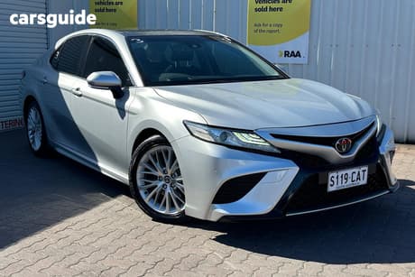 Silver 2019 Toyota Camry Sedan Sl