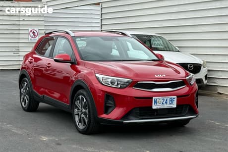 Red 2022 Kia Stonic Wagon Sport