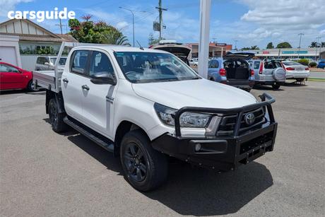 White 2011 Toyota Hilux Double Cab Chassis Sr (4X4)