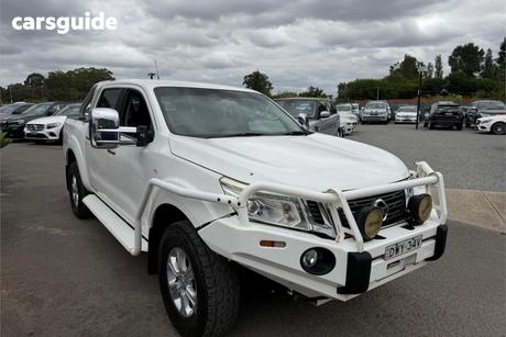 White 2015 Nissan Navara Dual Cab Utility St (4X4)
