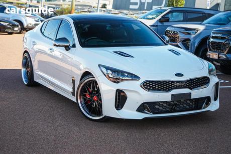 White 2017 Kia Stinger Sedan Gt (Black Leather)