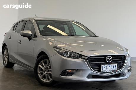 Silver 2018 Mazda 3 Hatchback Maxx Sport