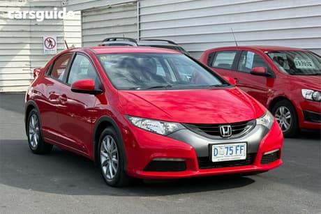 Red 2013 Honda Civic Hatchback Vti-S