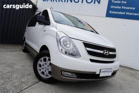 White 2013 Hyundai Imax Wagon