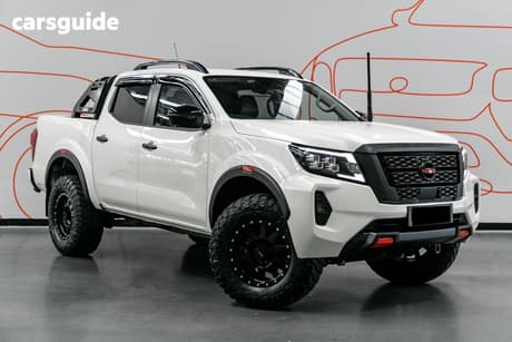 White 2024 Nissan Navara Dual Cab Pick-up Pro-4X (4X4)