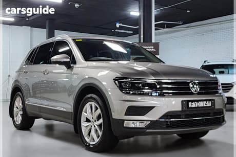 Silver 2017 Volkswagen Tiguan Wagon 162 Tsi Highline