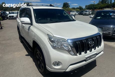 White 2015 Toyota Landcruiser Prado Wagon Altitude (4X4)