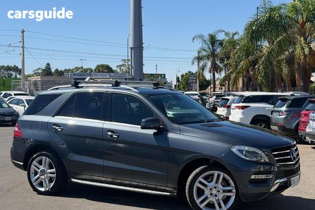 Grey 2014 Mercedes-Benz ML SUV ML250 BLUETEC 4X4