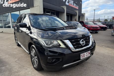 Black 2017 Nissan Pathfinder Wagon St (4X4)
