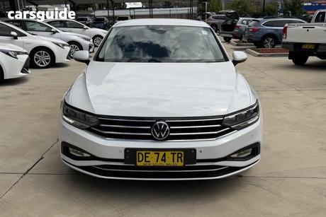 White 2021 Volkswagen Passat Sedan 140Tsi Business
