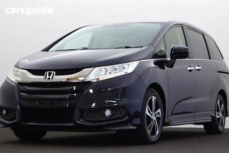 Blue 2017 Honda Odyssey Wagon Vti-L