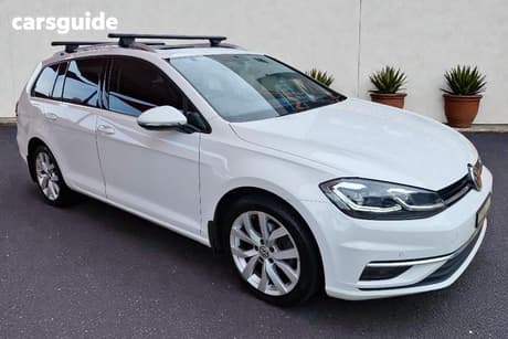 White 2018 Volkswagen Golf Wagon 110 Tsi Highline