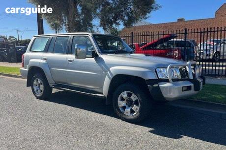 Gold 2005 Nissan Patrol Wagon St (4X4)