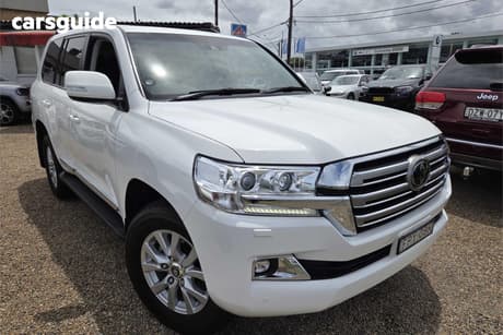 White 2021 Toyota Landcruiser Wagon Lc200 Sahara (4X4)