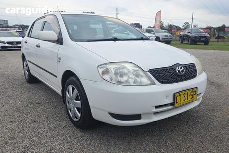 White 2003 Toyota Corolla Hatch ASCENT