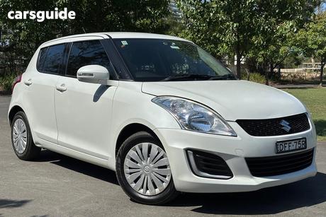 White 2015 Suzuki Swift Hatchback Gl