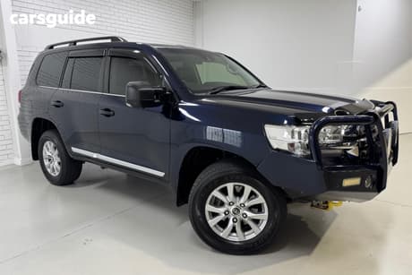 Blue 2016 Toyota Landcruiser Wagon Sahara (4X4)
