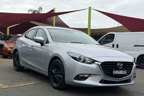 Silver 2016 Mazda 3 Sedan Maxx