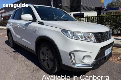 White 2022 Suzuki Vitara Wagon