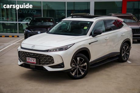 White 2025 MG Hs Super Hybrid Wagon Essence