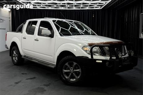 White 2014 Nissan Navara Dual Cab Pick-up St Titanium Edition (4X4)