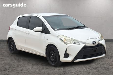 White 2018 Toyota Yaris Hatchback Ascent