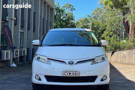 White 2010 Toyota Tarago Wagon Gli V6