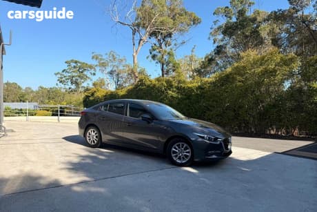 Grey 2017 Mazda 3 Hatchback Maxx