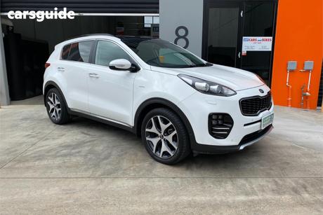 White 2017 Kia Sportage Wagon Gt-Line (Awd)