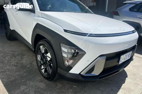 White 2024 Hyundai Kona Wagon