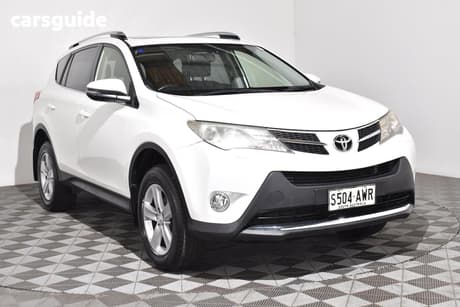 White 2013 Toyota RAV4 Wagon Cruiser (4X4)