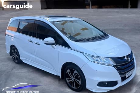 White 2016 Honda Odyssey Wagon Vti-L