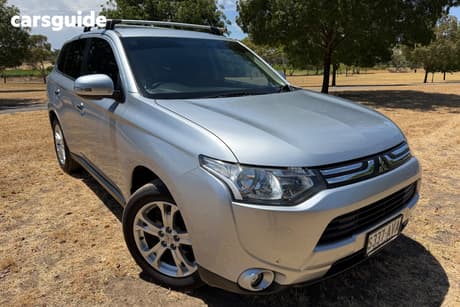 Silver 2012 Mitsubishi Outlander Wagon Aspire (4X4)