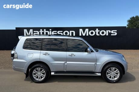Silver 2017 Mitsubishi Pajero Wagon Gls Lwb (4X4)