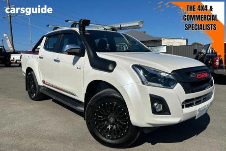 White 2017 Isuzu D-MAX Crew Cab Utility X-Runner (4X4) Pearl White