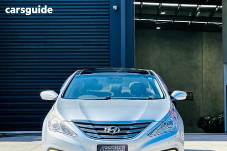 Silver 2011 Hyundai I45 Sedan Premium