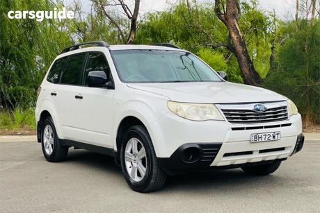 White 2010 Subaru Forester Wagon X