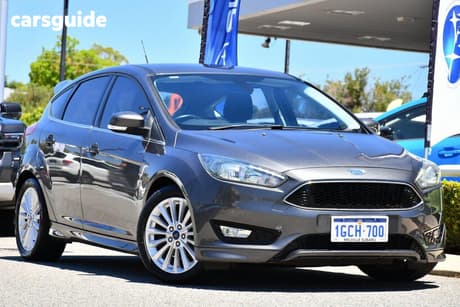 Grey 2016 Ford Focus Hatchback Sport