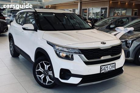 White 2020 Kia Seltos Wagon Sport (Fwd)