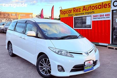 White 2009 Toyota Estima Wagon