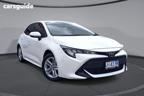 White 2020 Toyota Corolla Hatchback Ascent Sport