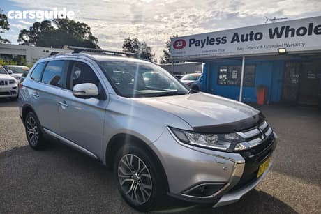 2017 Mitsubishi Outlander Wagon Exceed (4X4)